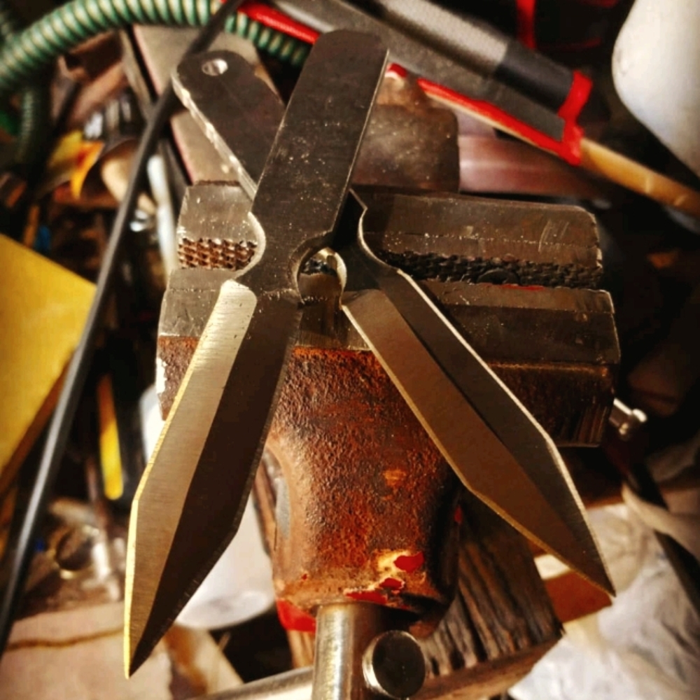 Throwing knives